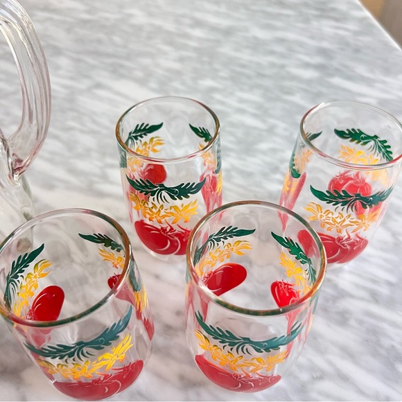 Vintage Glass Pitcher & Tumbler Set with Tomato Design - Picture 2 of 9